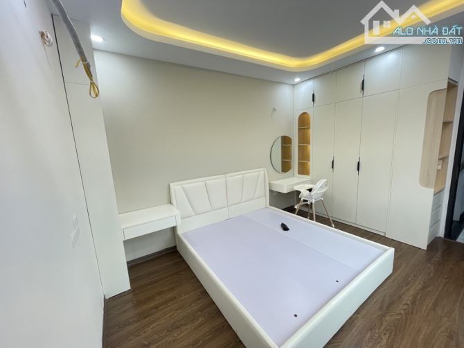 Gốc Đề- nội thất lung linh, gần oto- 38m2- 4 tầng.