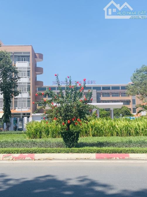 Bán Đất Mặt Tiền CMT8, Tp. Bà Rịa. Đối diện trường Sư Phạm
