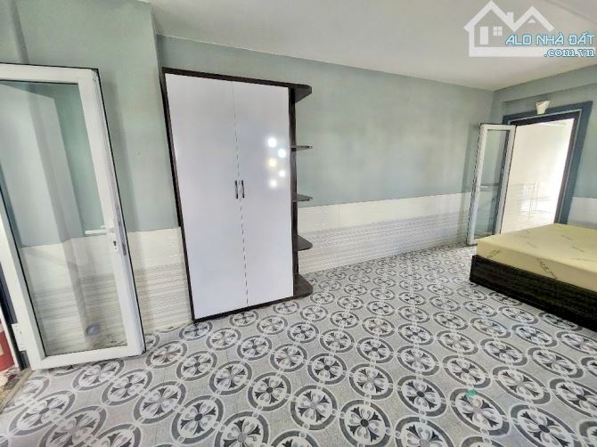 CĂN HỘ DỊCH VỤ 4 TẦNG - DOANH THU 30 TRIỆU/THÁNG - VỊ TRÍ VÀNG HUỲNH TẤN PHÁT, NHÀ BÈ - 10
