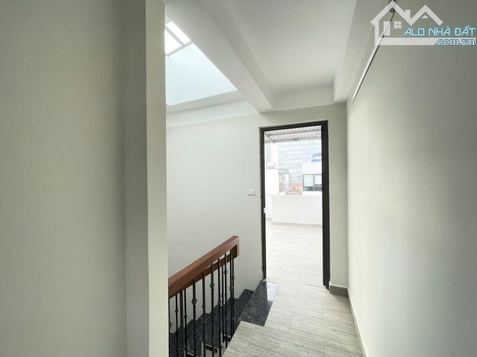 Hoàng Cầu, Phân lô oto tránh, Vỉa hè, Sát phố, 7 tầng TM. 51m2, MT 3.7m. 23.8 tỷ! - 10