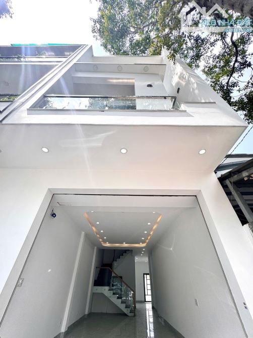 Bán nhà 2 Lầu MT Nguyễn Thành Phương P.Thống Nhất nối liền D2D  DT 128m2 Giá 8ty9 - 11