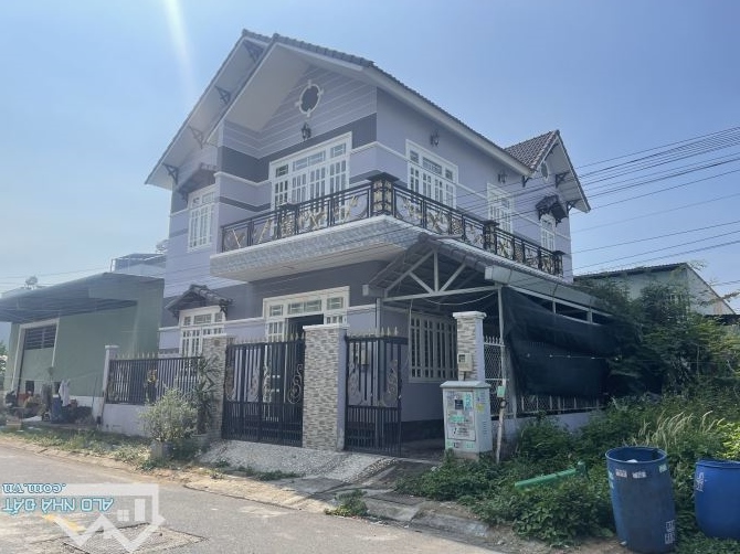 Bán căn biệt thự 1T1L 13m x 15m khu tái định cư Đông Tăng Long, Nguyễn Duy Trinh - 197m2 - 1