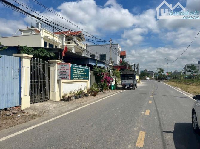 Bán 01 lô Mặt Đường thôn Thầu Đâu - Dương Quan. view TĐC ÁP TRÀN - 1