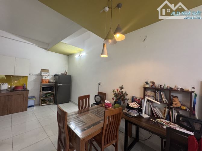 Bán Nhà đường 22 Linh Đông, Thủ Đức, 65m2, 3 tầng, hẻm xe hơi, khu phân lô - 1