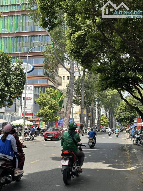 Building MT Cao Thắng, Phường 5, Quận 3 DT(8x23) - hầm 7 tầng st - HĐT: 400tr/th - 210 Tỷ - 1