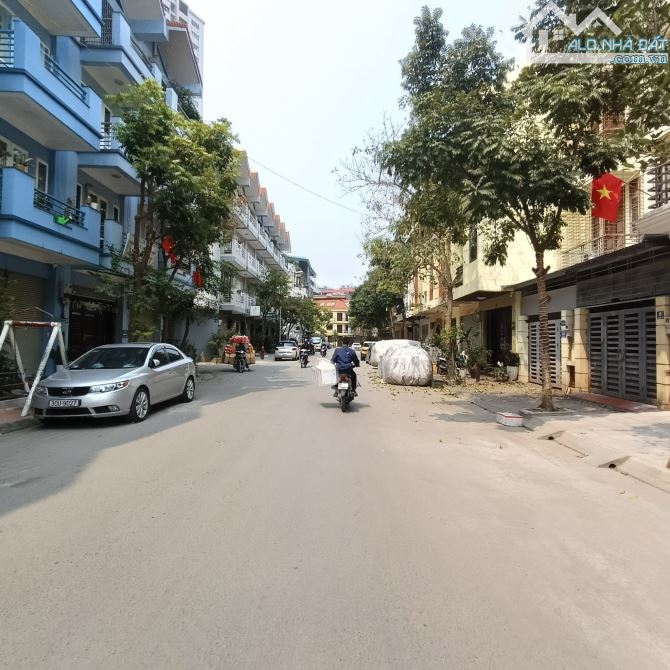 Bán gấp liền kề tiểu khu đô thị Nam La Khê, Trục đường 18m, 15,5 tỷ - 1