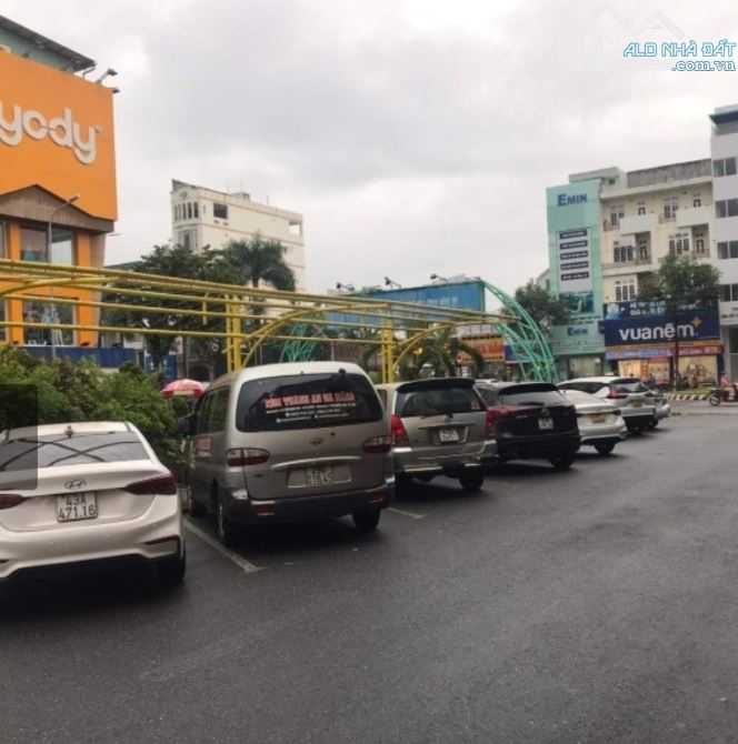 MẶT TIỀN SUẦM UẤT BẬC NHẤT ĐÀ NẴNG - KINH DOANH LÊN NHƯ DIỀU GẶP GIÓ - GẦN SÂN BAY - NGAY - 1