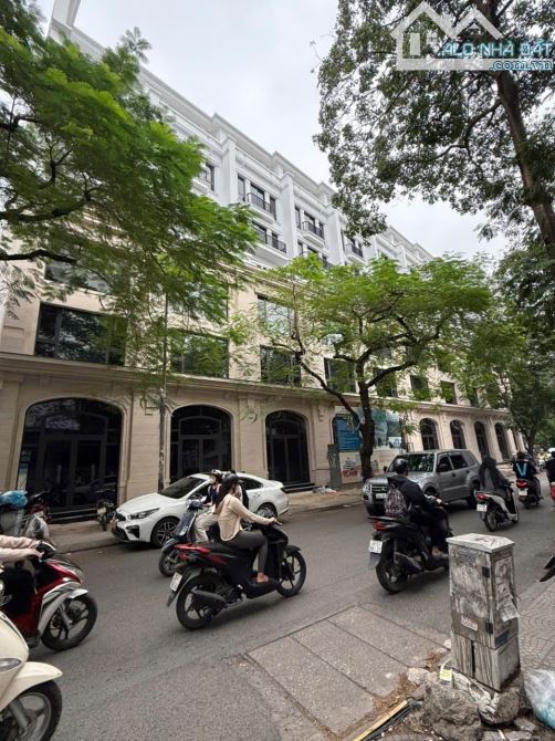 Bán Dãy Toà SHOUPHOUSE LANGS VILLAGE PHỐ CHÙA LÁNG 6 Tầng 1 Tum - 1