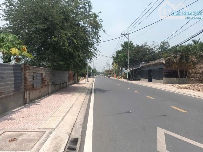 Mặt tiền đường 4 Lò Lu. Phường Trường Thạnh, Q9. - 1
