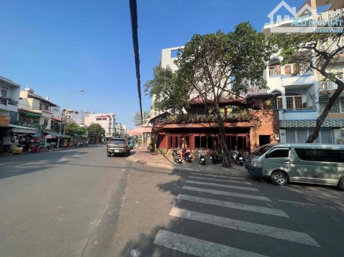 Nhà Góc 2 MTKD Chợ Lớn, P.11, Quận 6 | 10 x 18 | Trệt 1 Lầu | Giá 50tr - 1