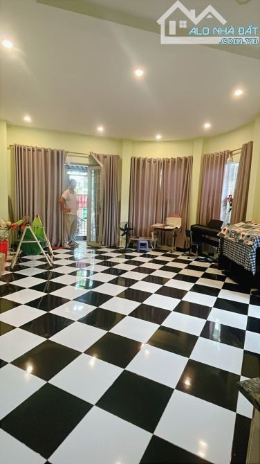 🏕GẤP BÁN NHÀ MẶT TIỀN KINH DOANH 92m2 - 2 tầng trường thọ - 1