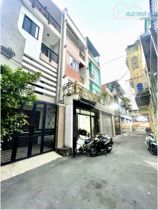 Sát mặt tiền Nguyễn Oanh- Hẻm xe hơi vào nhà- 75m2 - 4 Tầng - đủ công năng- hơn 10 tỷ - 1