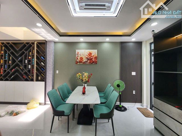 BÁN NHÀ NGUYỄN VĂN QUỲ, QUẬN 7, NHÀ MỚI 3 TẦNG, CẦU PHÚ MỸ, 4 x 16, GIÁ CHỈ 7 TỶ - 1