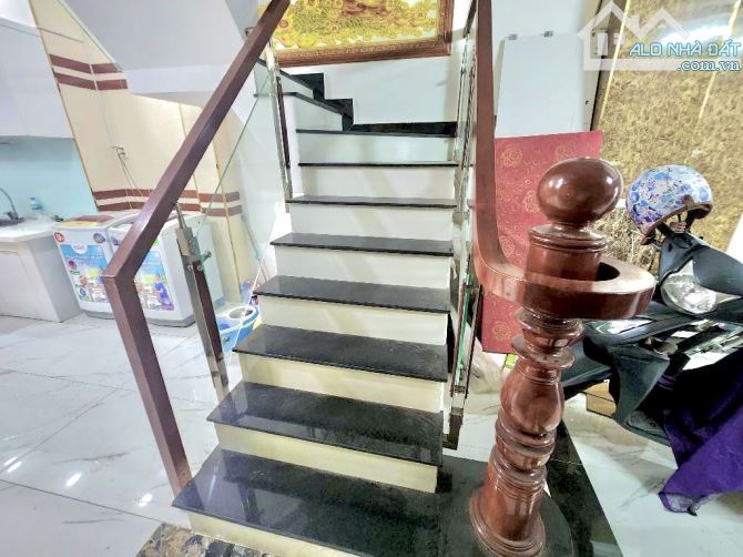 CĂN HỘ DỊCH VỤ 4 TẦNG - DOANH THU 30 TRIỆU/THÁNG - VỊ TRÍ VÀNG HUỲNH TẤN PHÁT, NHÀ BÈ - 12