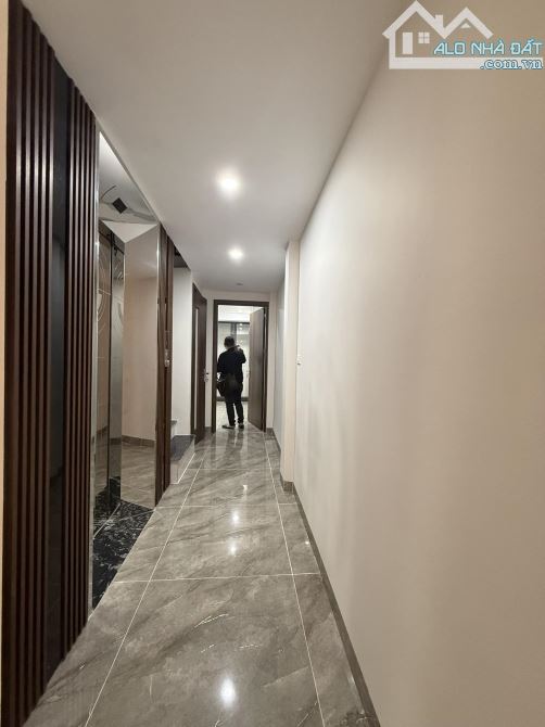 Hoàng Cầu, Phân lô oto tránh, Vỉa hè, Sát phố, 7 tầng TM. 51m2, MT 3.7m. 23.8 tỷ! - 12