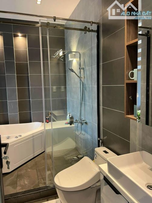 Hiếm Nhà trệt 2 lầu khu Nam Long có 2 mặt tiền Công Viên và Rạch lớn tặng full nội thất - 14