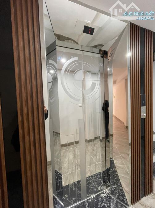 Hoàng Cầu, Phân lô oto tránh, Vỉa hè, Sát phố, 7 tầng TM. 51m2, MT 3.7m. 23.8 tỷ! - 14