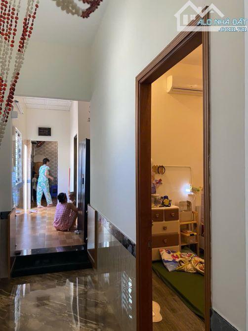Bán Nhà Sát MT Núi Thành, Bình Thuận, Hải Châu, 100m2, 2 tầng, 3PN, Giá chỉ 6,6 tỷ TLCC. - 2