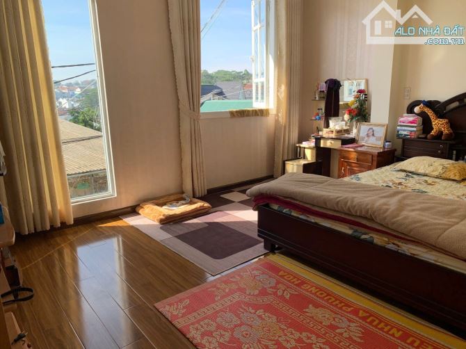 Hạ 3 tỷ Nhà gần resort Ana Mandara Nguyễn Khuyến chỉ còn 9.5 tỷ - 2