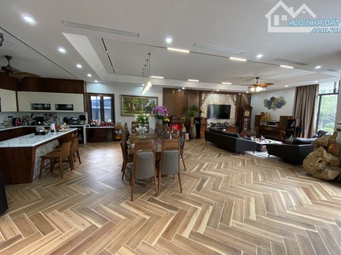 BÁN BIỆT PHỦ NGHỈ DƯỠNG HÒA LẠC - 1367M² - KHÔNG GIAN XANH ĐẲNG CẤP - 2