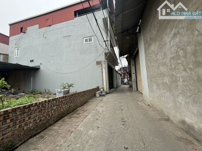 Bán Gấp Lô Đất Giá 1 Tỷ 9 – Sổ Sẵn – Xây Ngay DT 100.8m2 - 2