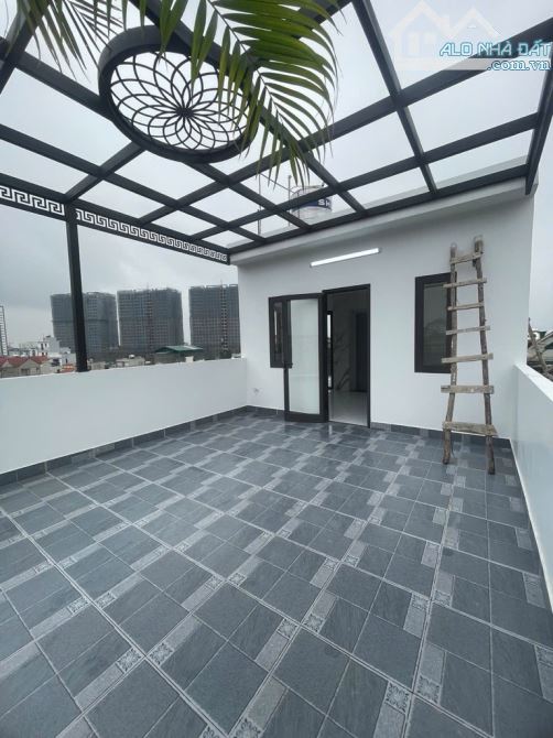BÁN NHÀ Hoàng Như Tiếp – 47m², MT 4.5m 7 TẦNG – THANG MÁY – GARA – 11.8 TỶ - 2