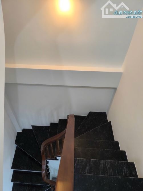Bán nhà đẹp Ngọc Thuỵ- Full nội thất- trung tâm Ngọc Thuỵ - dân trí 48m -5 tầng 6,2 tỷ (TL - 2
