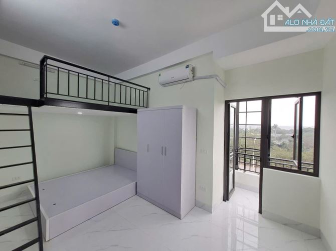 Cho Thuê CCMN 521 An Dương Vương Tây Hồ 25m2 Gác Xép Giường Ban Công Cửa Sổ Thang Máy - 2