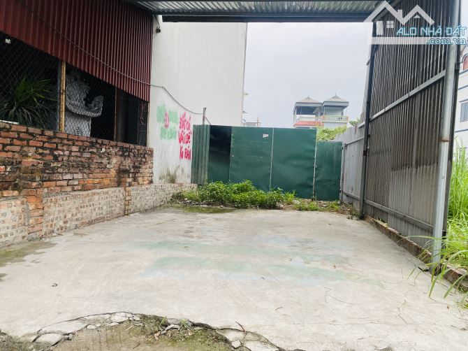 Bán đất Đạc Tài - Mai Đình ô tô vào tận đất 112m ngõ thông bàn cờ - 2