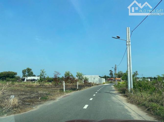 CHỈ 1 TỶ 1 SỞ HỮU NGAY LÔ ĐẤT TOẠ LẠC TẠI TRUNG TÂM HUYỆN ĐẤT ĐỎ - 2