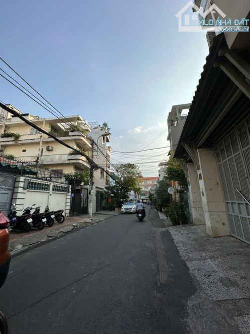 Siêu Phẩm 4 MT Nguyễn An Ninh, Bình Thạnh - DT: 10,2❌22 nở hậu, 230m2 - Giá: 39 Tỷ TL - 3