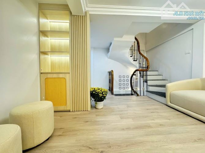 SIÊU PHẨM HOÀNG MAI - LÔ GÓC - THIẾT KẾ NỘI THẤT ĐẲNG CẤP - 30M2 x 5T - GIÁ 5.X TỶ - 3