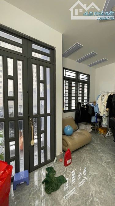 NHÀ PHỐ 3 TẦNG – 85m2 SÁT KHU DC ANH TUẤN CHỈ HƠN 6 TỶ - 3