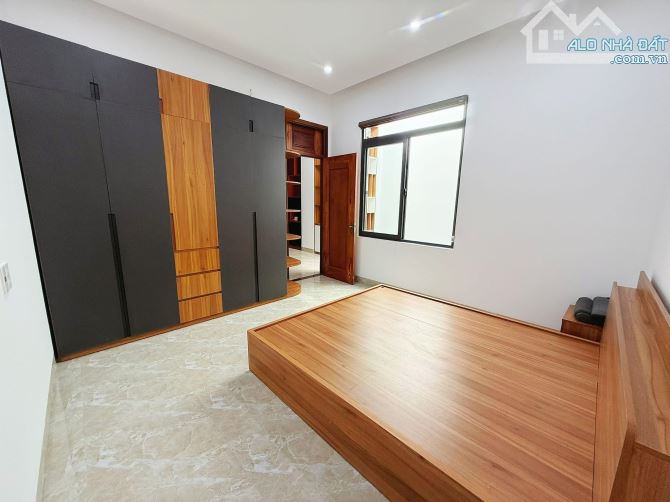 NHÀ 1 MÊ HẺM ĐỒNG KHỞI TÂN LỢI: GIÁ 4.168 tỷ - 3