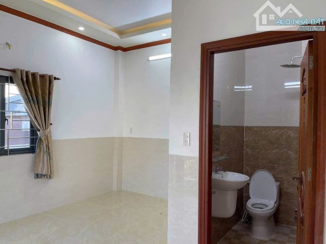BÁN NHÀ GÓC 2 MẶT TIỀN, KDC ĐẠI HỌC Y DƯỢC CẦN THƠ - 3