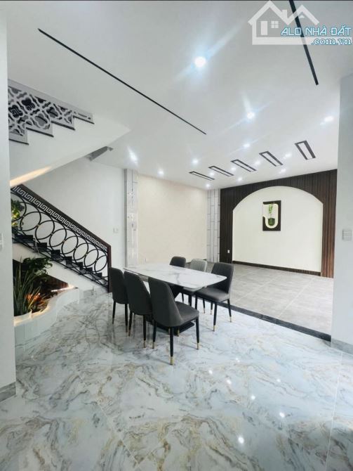 BÁN NHÀ ĐẸP 1T3L_NGANG 8M_HẺM Ô TÔ ĐƯỜNG PHẠM HỒNG THÁI - PHƯỜNG 7 - VŨNG TÀU - GIÁ 6,5 TỶ - 3