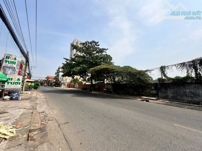 Hiếm -bán 2 căn nhà MT đường An Bình, Dĩ An, Bình Dương, DT: 216m2 7.4mx29m, giá 21.8TY - 3