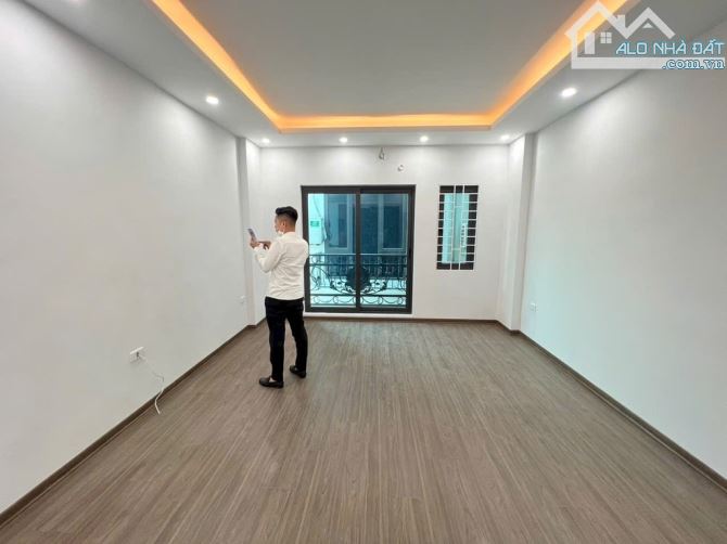 Di Trạch -Hoài Đức 5 Tầng Mới Coong  DT 35m .4 Ngủ .Mặt Tiền Rộng 4,5m .Giá 4,4 Tỷ - 3