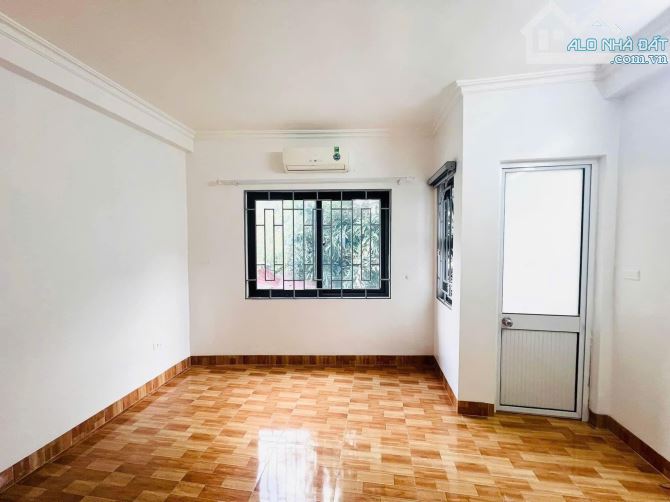 Bán nhà Gia Quất 42m x 4 tầng giá 5,3 tỷ - 4