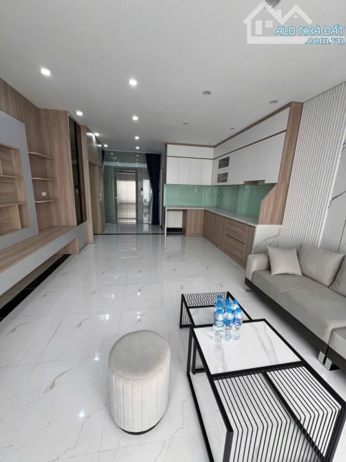 Bán nhà phố Khương Hạ - Thanh Xuân - 6 tầng thang máy - Ô tô tránh - Vào nhà siêu đẹp - 4