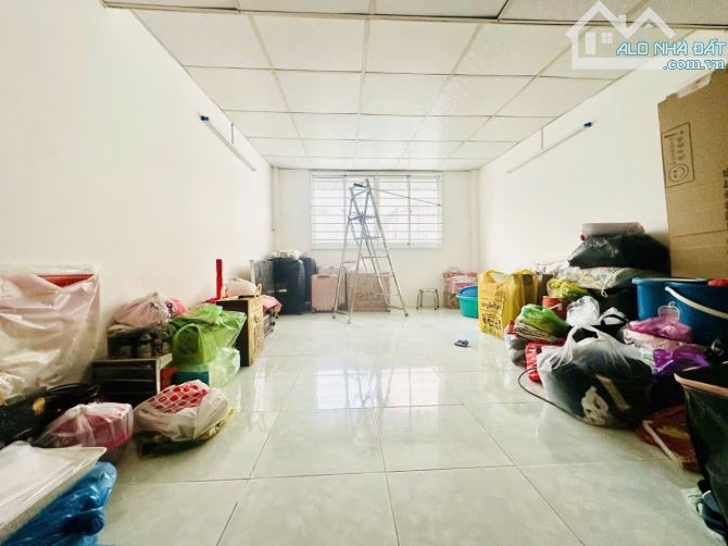 BÁN NHÀ HẺM 4m, 70m2 3 PHÒNG NGỦ, 4.7Tỷ, BÙI MINH TRỰC PHƯỜNG 5 QUẬN 8 - 4