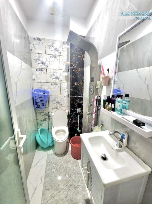 CĂN HỘ DỊCH VỤ 4 TẦNG - DOANH THU 30 TRIỆU/THÁNG - VỊ TRÍ VÀNG HUỲNH TẤN PHÁT, NHÀ BÈ - 5