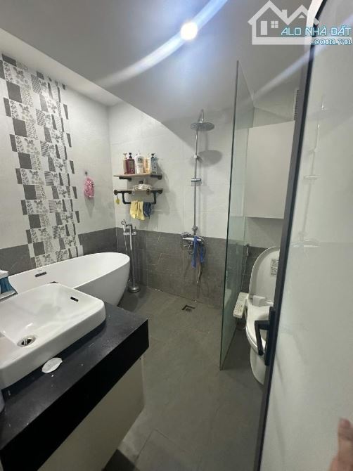 BÁN NHÀ HUY DU, NAM TỪ LIÊM 60M, 5T, MT 4M, THANG MÁY, VỈA HÈ, Ô TÔ TRÁNH, KDVP ĐỈNH. - 5