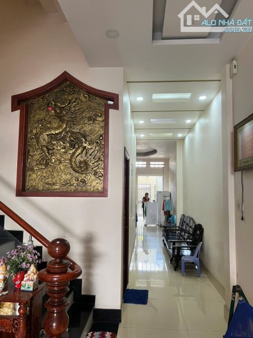 bán nhà 3 tầng 2 mt đường,bình trưng tây, Thủ Đức,5x22,giá 16,3 tỷ, TL - 5