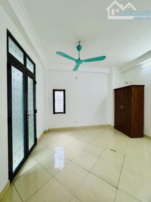 🏡 Bán nhà Kim Giang 30m², 5T, gần ô tô tránh – Giá 6.2 tỷ! - 5