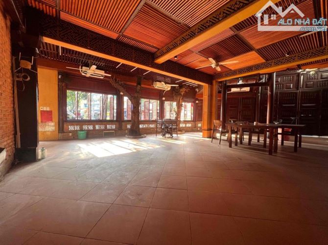 Nhà Góc 2 MTKD Chợ Lớn, P.11, Quận 6 | 10 x 18 | Trệt 1 Lầu | Giá 50tr - 6