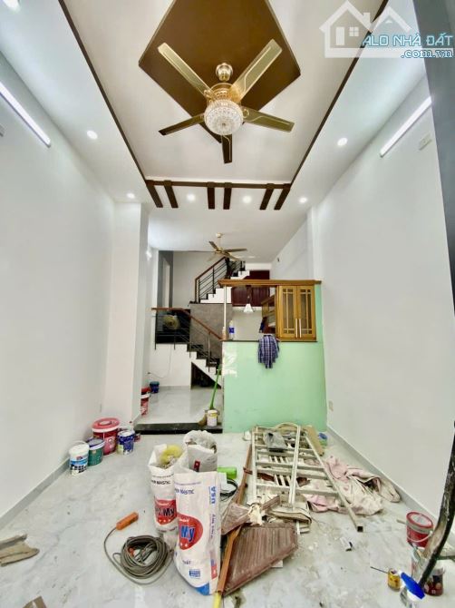 Nhà mới trung tâm Quận 10 – Gần vòng xoay Dân Chủ – 4 tầng BTCT – Sát Mặt Tiền - 7,5 tỷ - 7
