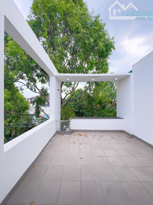 Bán nhà 2 Lầu MT Nguyễn Thành Phương P.Thống Nhất nối liền D2D  DT 128m2 Giá 8ty9 - 7