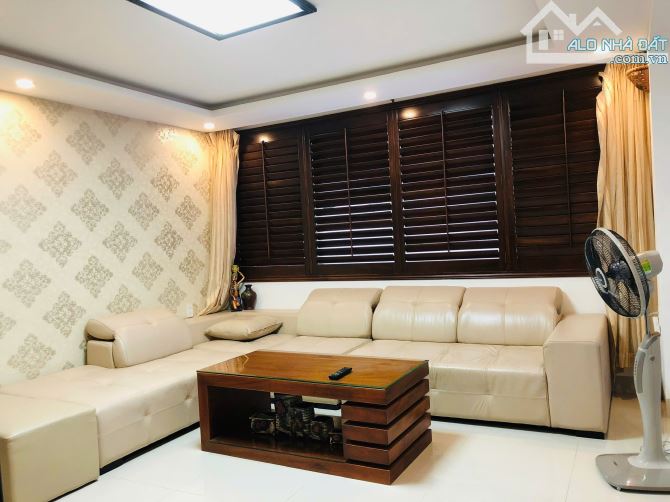 Bán Nhà 4 Tầng- Mặt Tiền đường Trần Nguyên Hãn -Định Cư ( Ngang 8 mét) - 7