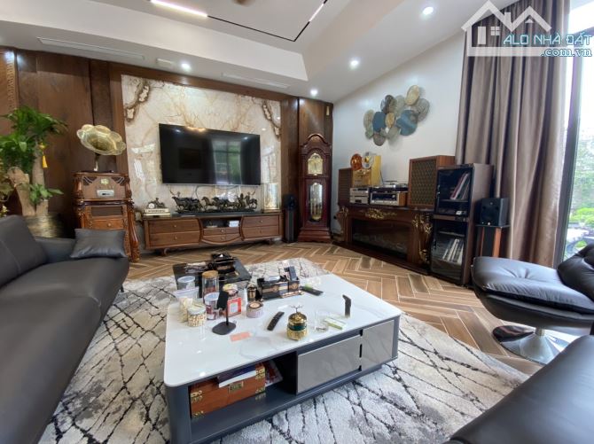 BÁN BIỆT PHỦ NGHỈ DƯỠNG HÒA LẠC - 1367M² - KHÔNG GIAN XANH ĐẲNG CẤP - 8